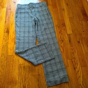 🌻 Plaid long pants in good condition